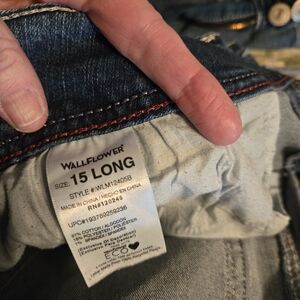 Wallflower Women's Dark Blue Jeans